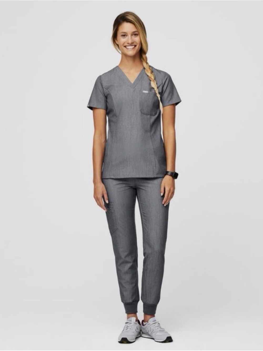 Figs Women’s 2‎ pc Scrub Set Graphite Grey Jogger and Shirt Size XS